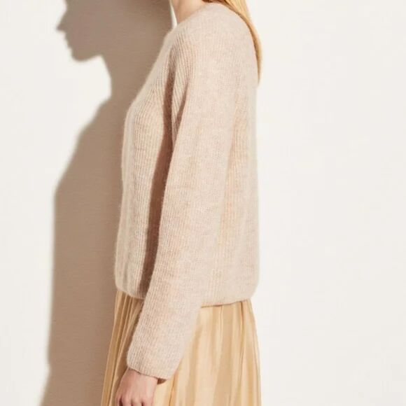 EUC Vince‎ Featherweight Ribbed Mohair Pullover Knit Pale Fawn Cream Size Small - Picture 1 of 16
